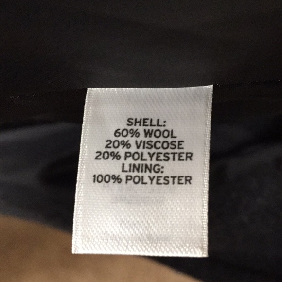 Hinge Ruffled Blazer - Picture 5 of 5